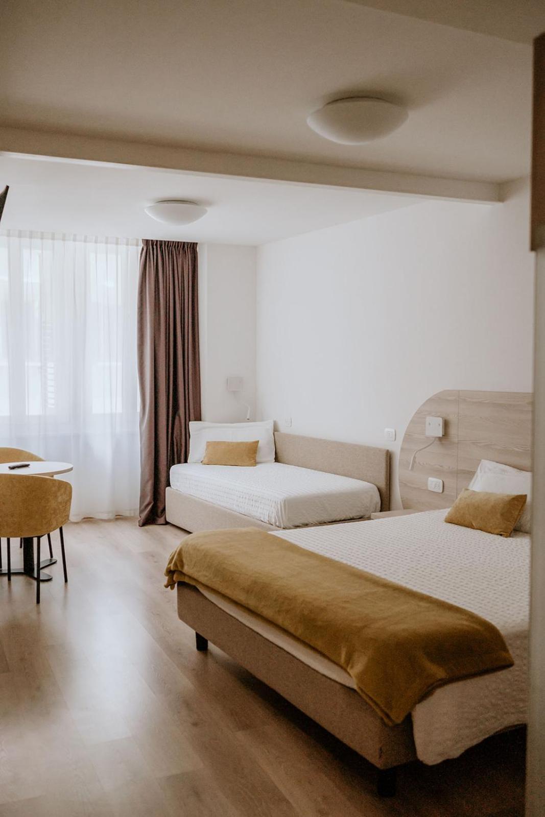 Hotel Venezia Тренто Экстерьер фото