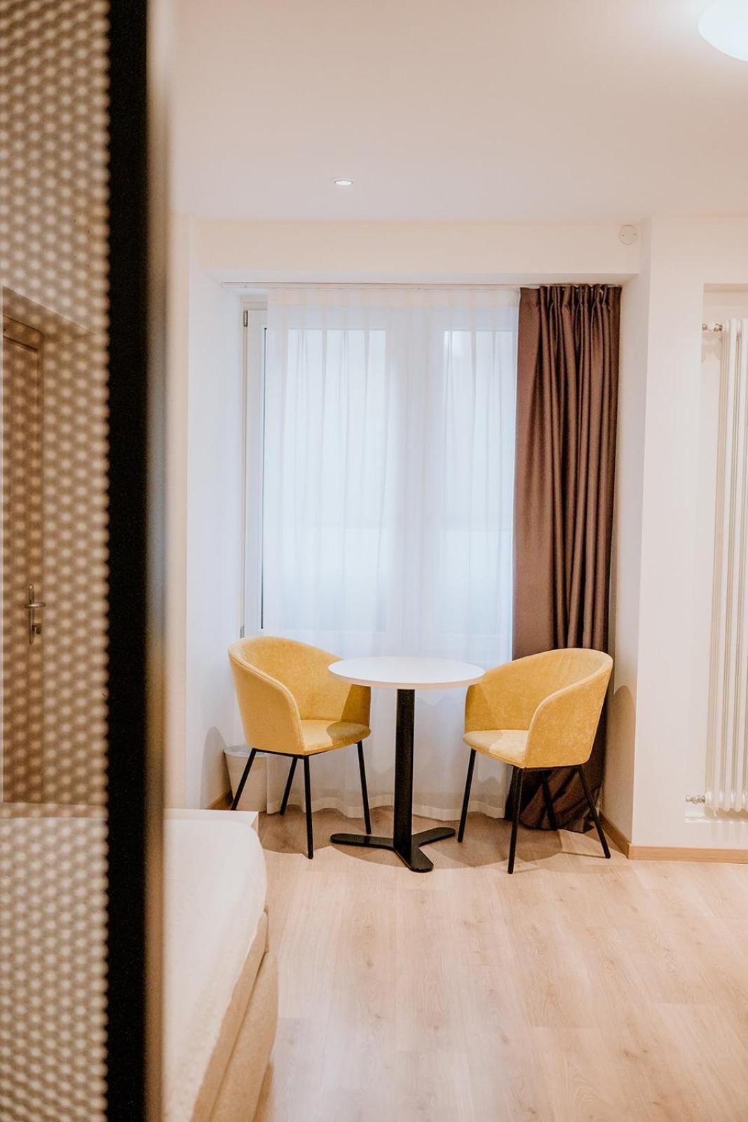 Hotel Venezia Тренто Экстерьер фото