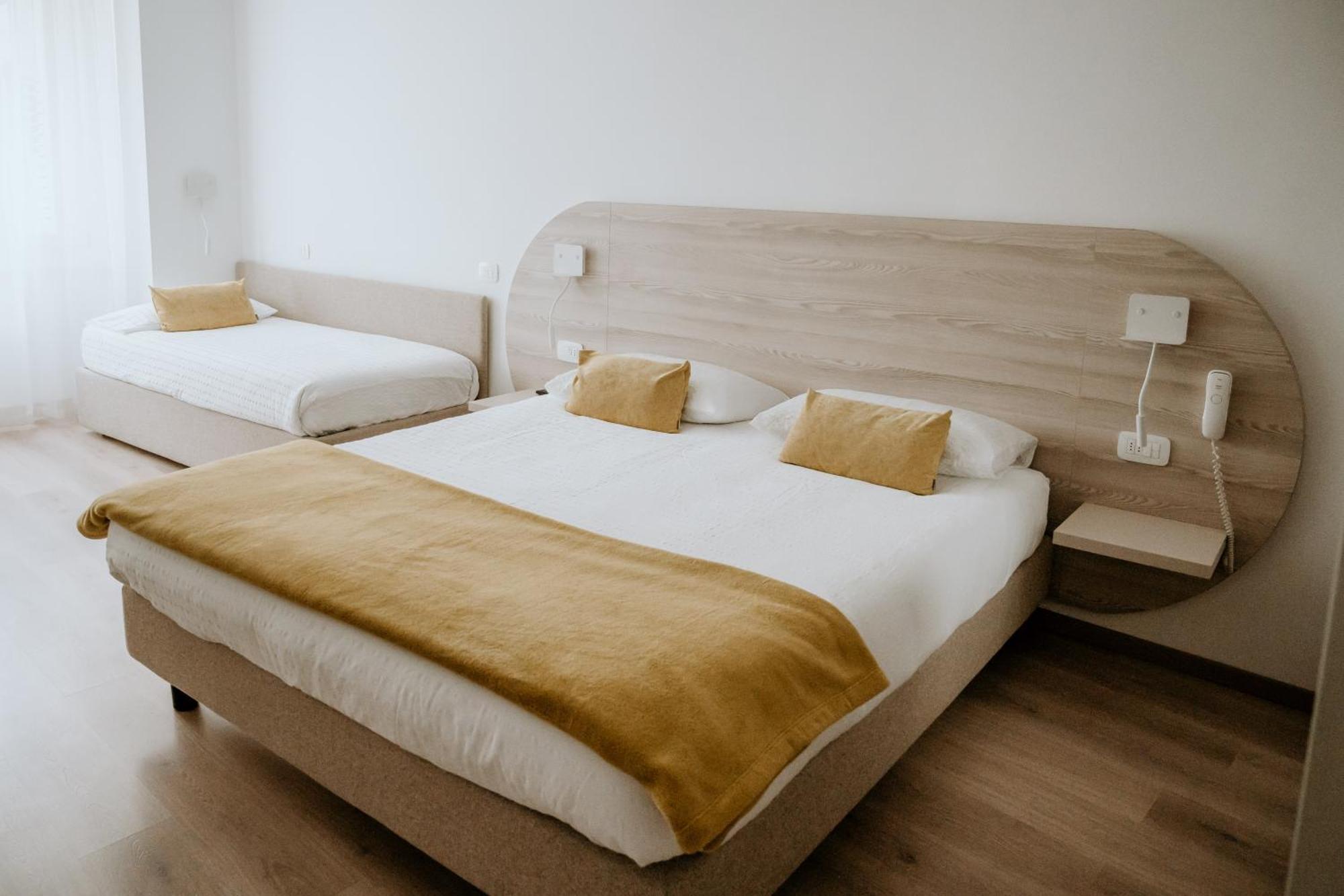 Hotel Venezia Тренто Экстерьер фото
